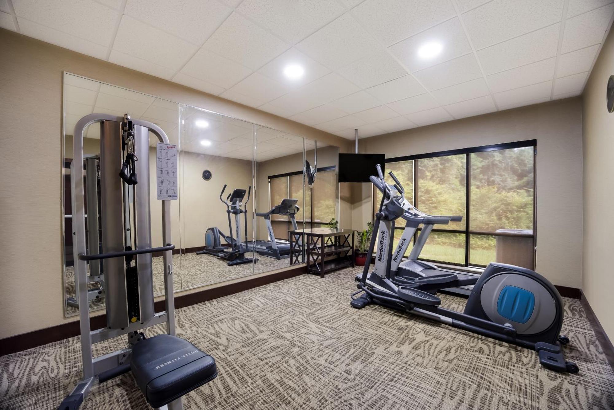 Comfort Inn & Suites Midway - Tallahassee West Bagian luar foto