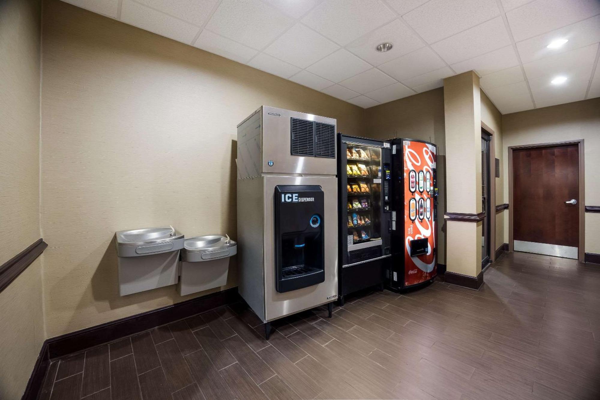 Comfort Inn & Suites Midway - Tallahassee West Bagian luar foto